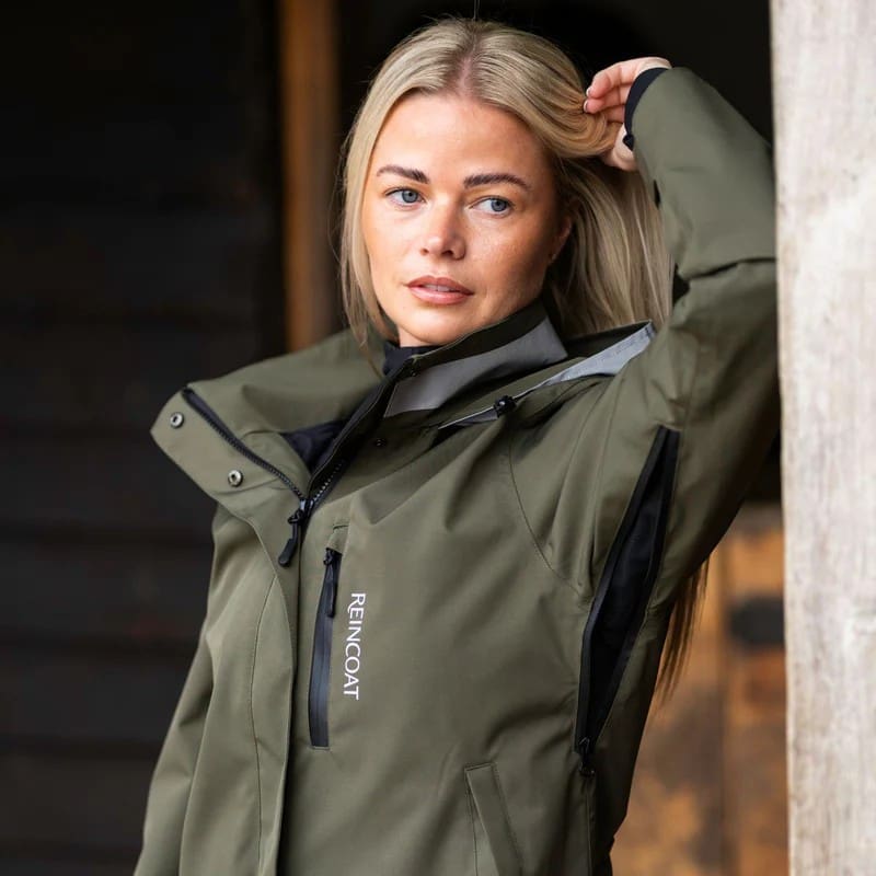 Reincoat Air underarm vents